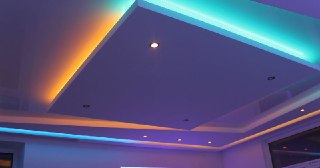 Натяжной потолок с подсветкой Прохладный, цена от 2128 руб.